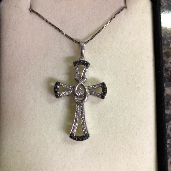 Kay Jewelers Jewelry Nwt Loves Embrace Cross Necklace Poshmark